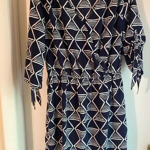 Old Navy Navy and White Patterned Long Sleeve Dress